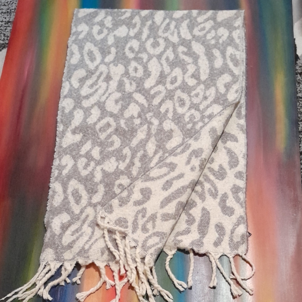 Gray and White Animal Print Scarf